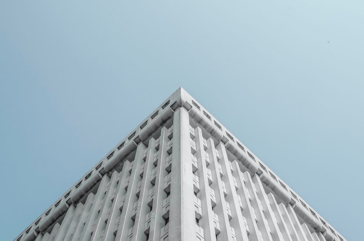 开云官网-老鹰三人20+终结太阳3连胜 约翰逊23+18+9布克31分