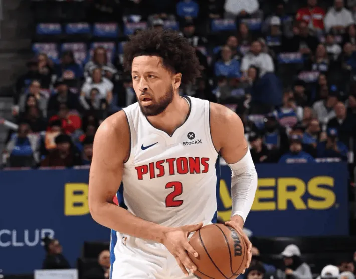 开云-坎宁安复出出战25分钟，投篮11中6得到13分5篮板10助攻